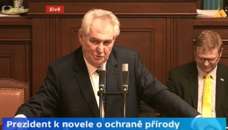Miloš Zeman při projevu v Parlamentu ČR, 21.2.2017.